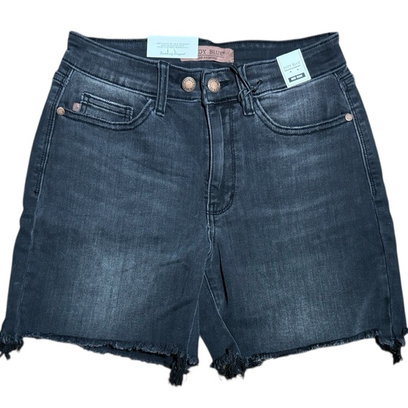 Judy Blue High Rise Bermuda Shorts Black Wash Frayed Hem Denim NWT - Picture 10 of 11